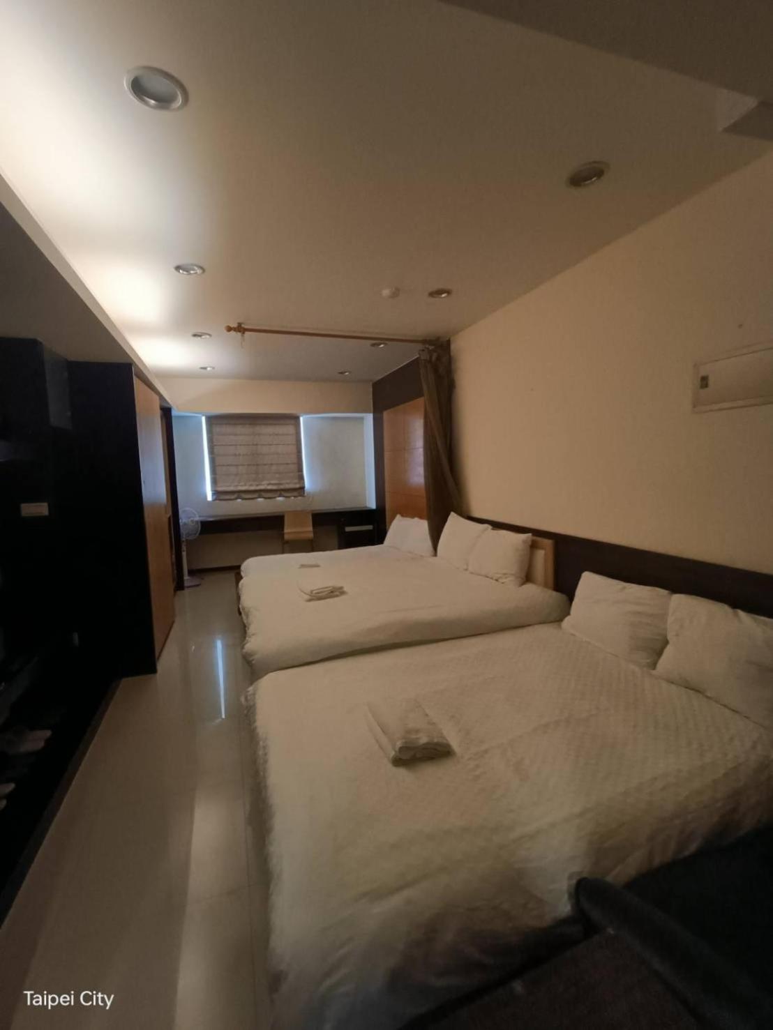 Ximen 日記 Apartman Tajpej Kültér fotó